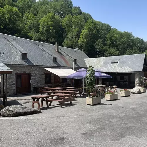 Terrasse de restaurant dans les Hautes-Pyrénéewebp